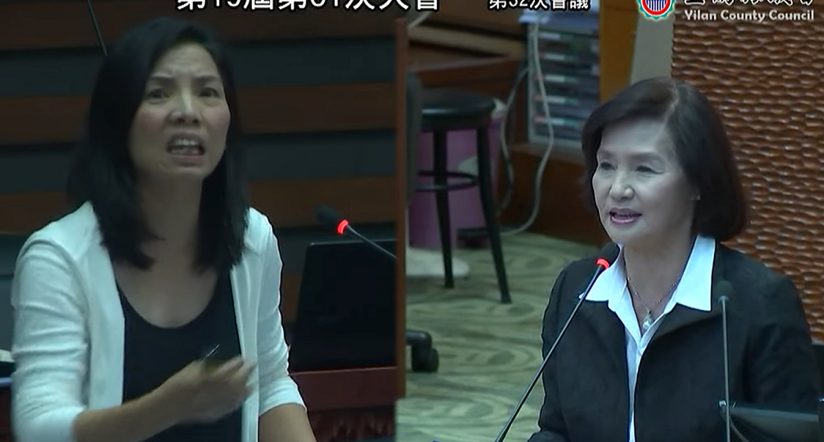 宜蘭縣長林姿妙接受質詢，遭民進黨議員質疑縣長「應該多讀點書，才不會問什麼都答不出來」 圖：翻攝自Youtube