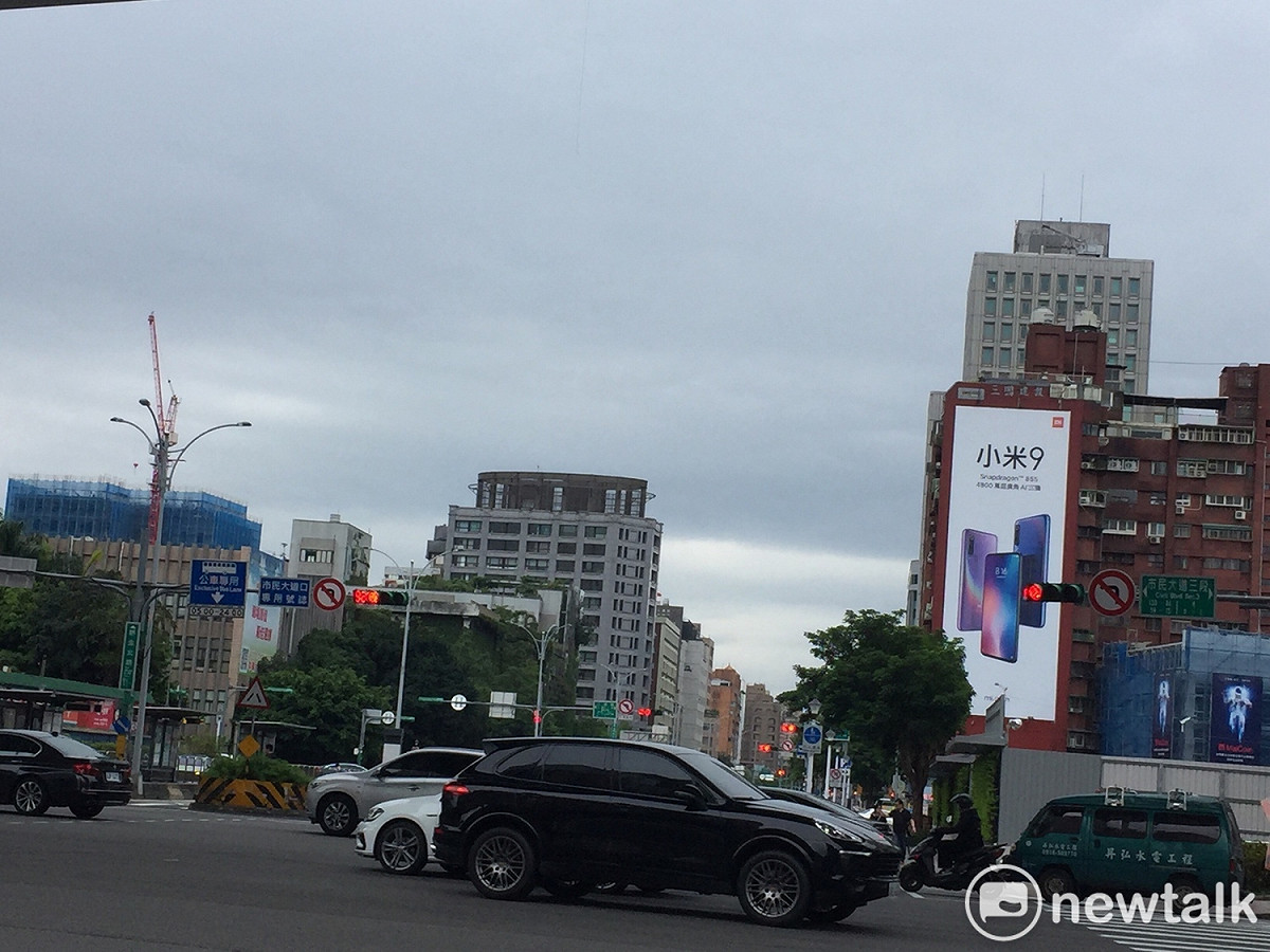 汽車是許多人的代步工具，不過6月綺想考駕照得花更多錢了。 圖：閻芝霖/攝
