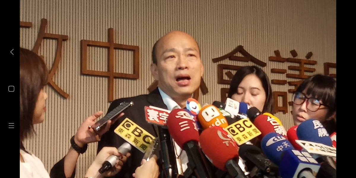 韓國瑜在造勢前被爆出有私生女，晚間怒嗆政治企圖太明顯。 圖：孫家銘／攝（資料照片）