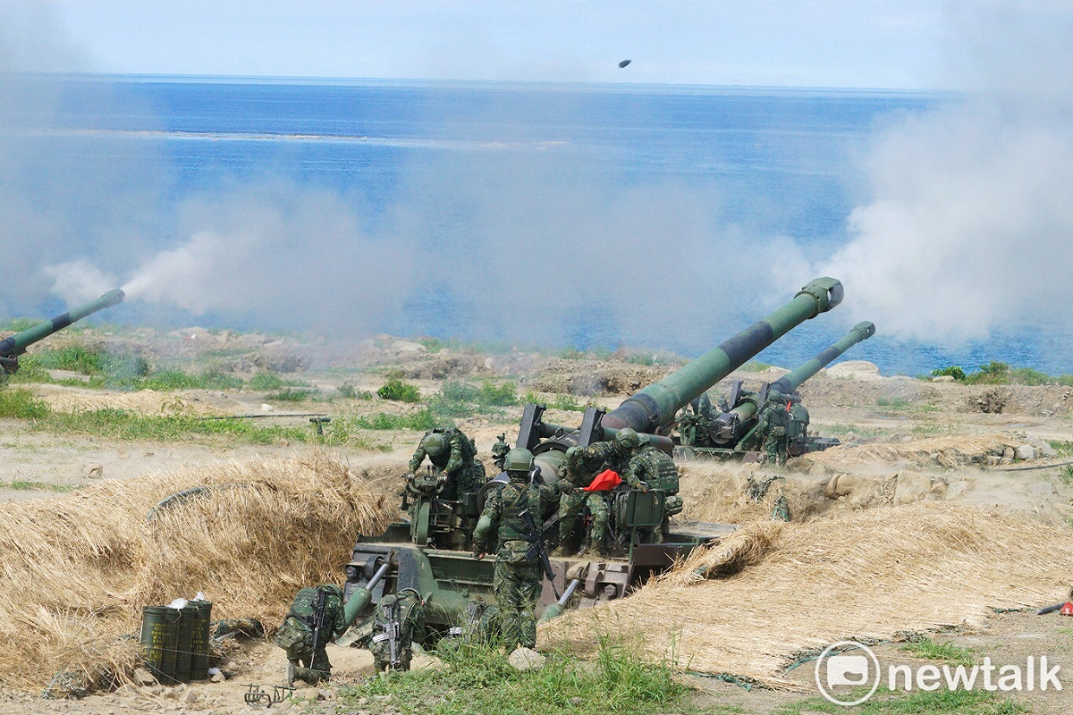 M110自走砲射擊。 圖：張良一攝