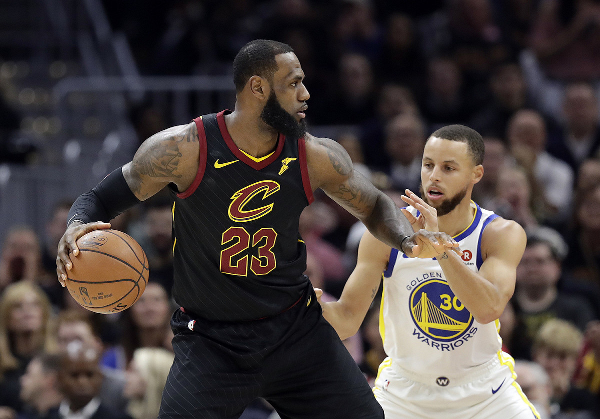 LeBron James(左)。 圖／美聯社／達志影像