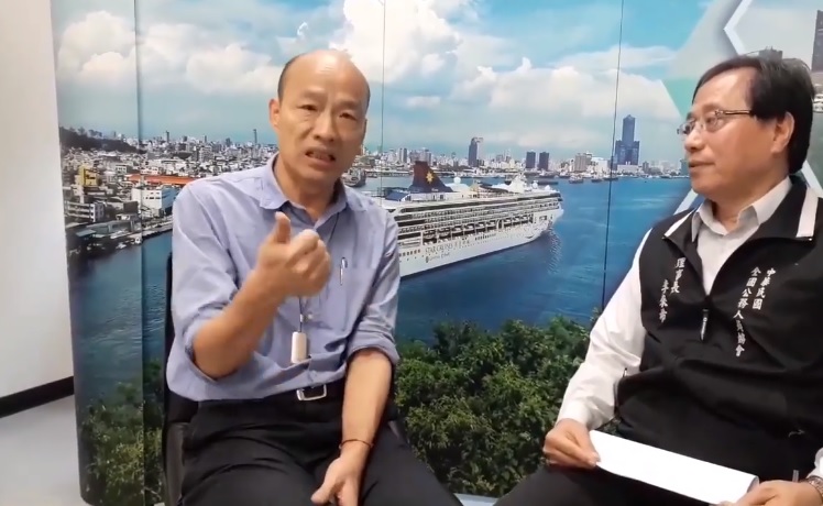 全國公務人員協會理事長李來希呼籲軍公教「夥伴們」，6月1日傾巢而出站上凱道參加挺韓誓師大會。 圖：軍公教網路之聲直播電台