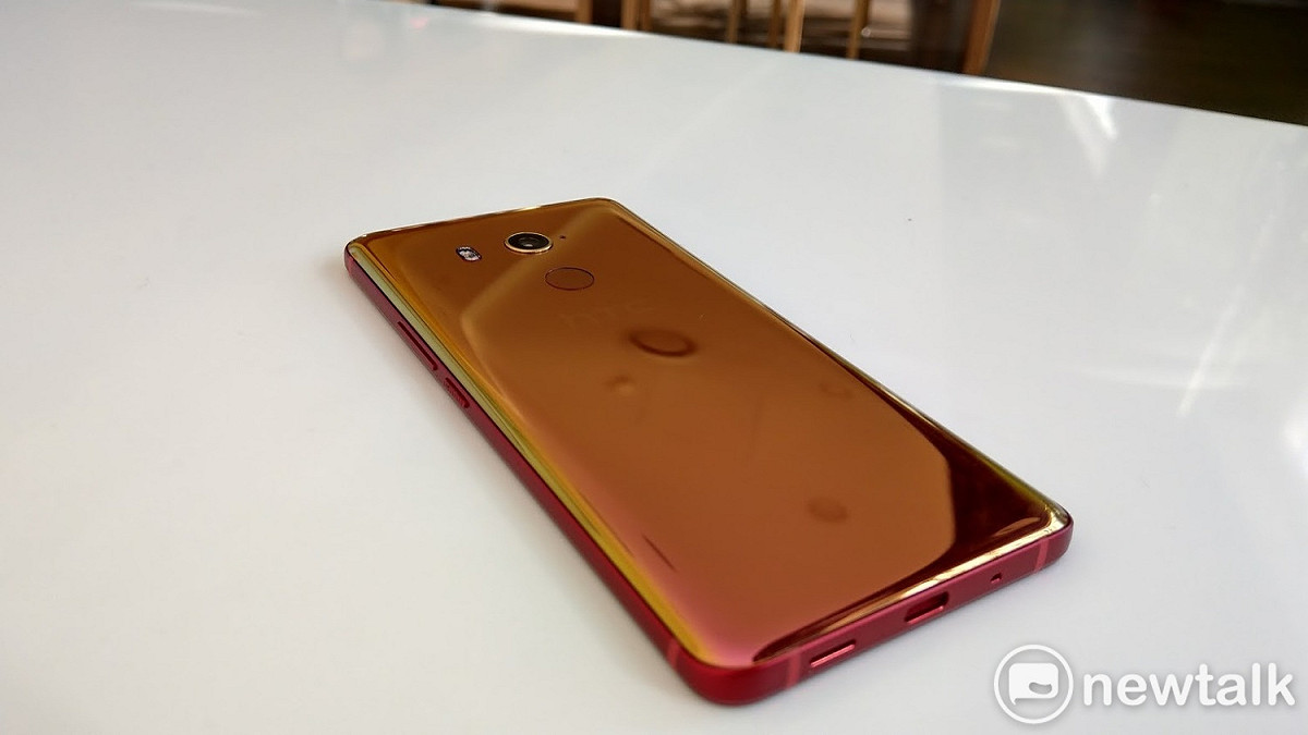 HTC U11 圖：葉立斌／攝