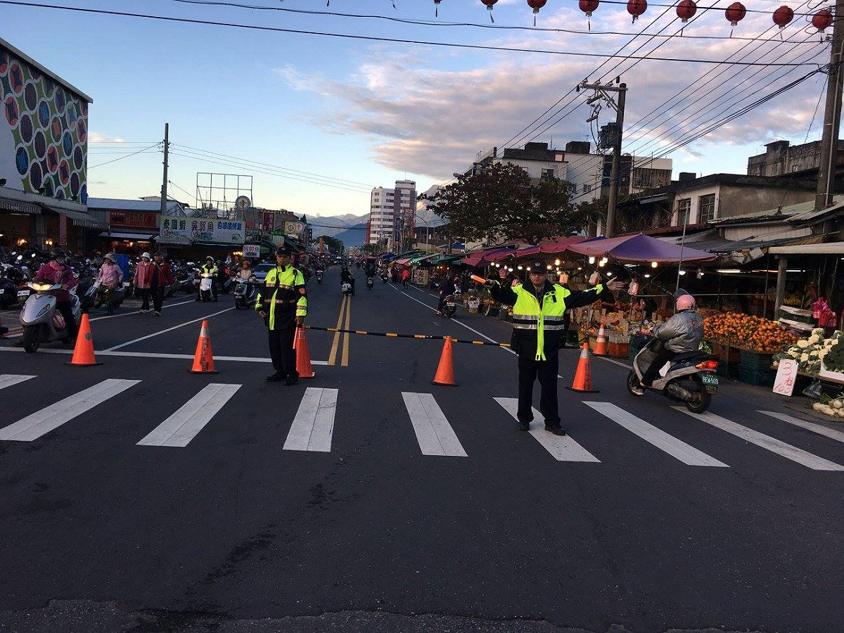 高雄市長韓國瑜第二波造勢活動今（8）日在花蓮六期重畫區登場，又適逢端午連假，花蓮警方上午8時在造勢大會鄰近道路進行交通管制。（圖為示意圖，非本事件照） 圖：翻攝自花蓮縣警察局花蓮分局/臉書