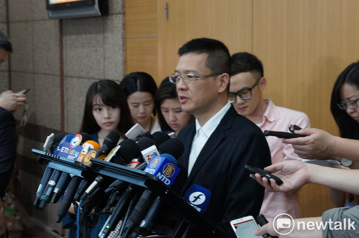 前立委孫大千轉達高雄市長韓國瑜立場。 圖：黃建豪/攝