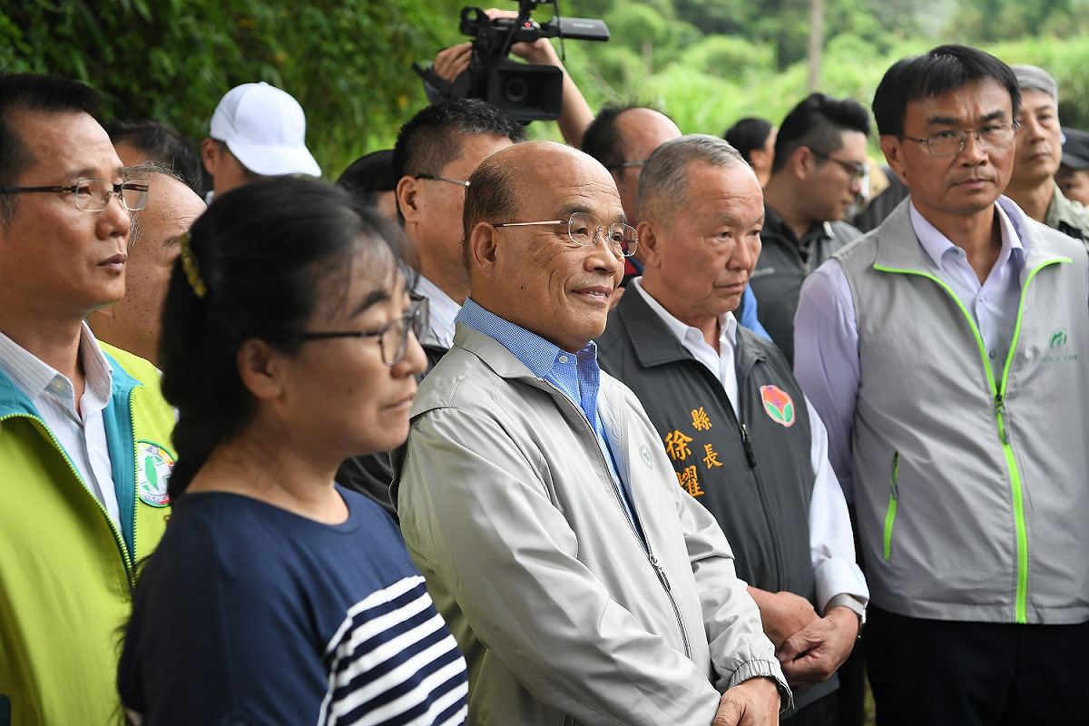 行政院長蘇貞昌今（11）日視察苗栗縣通霄鎮石虎棲地保育現況。 圖：行政院提供