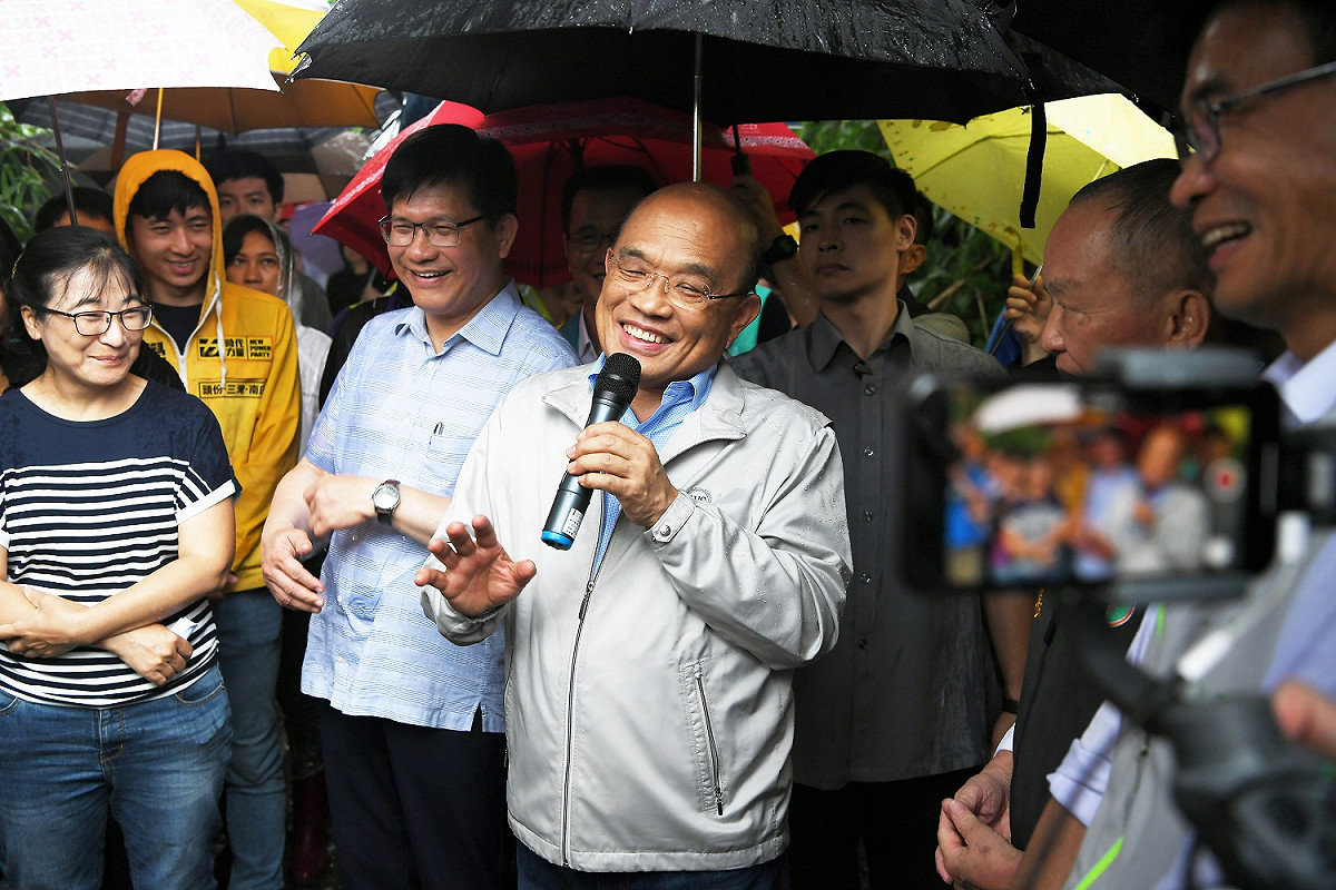 行政院長蘇貞昌今（11）日表示，請農委會訂定石虎保育相關辦法，對於種植面積或生態受限的農民給予補助，並獎勵友善石虎的措施。 圖：行政院提供