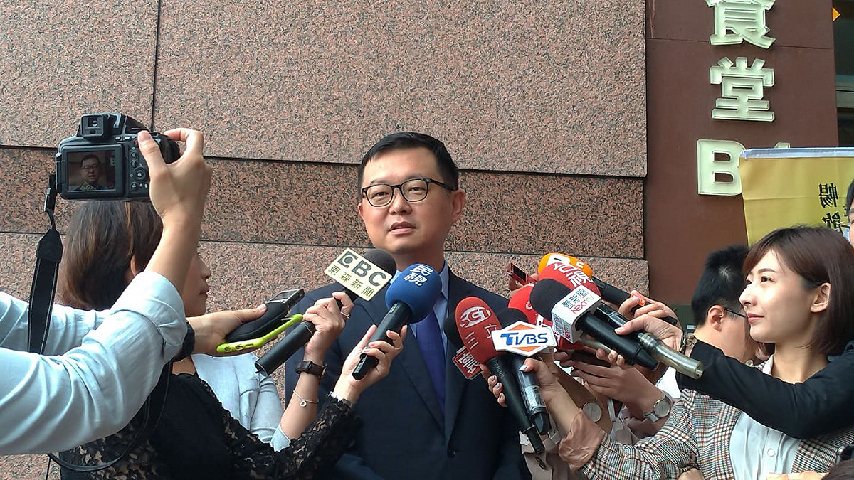 賴清德行動辦公室發言人李退之在會前受訪。 圖:陳佩君/攝
