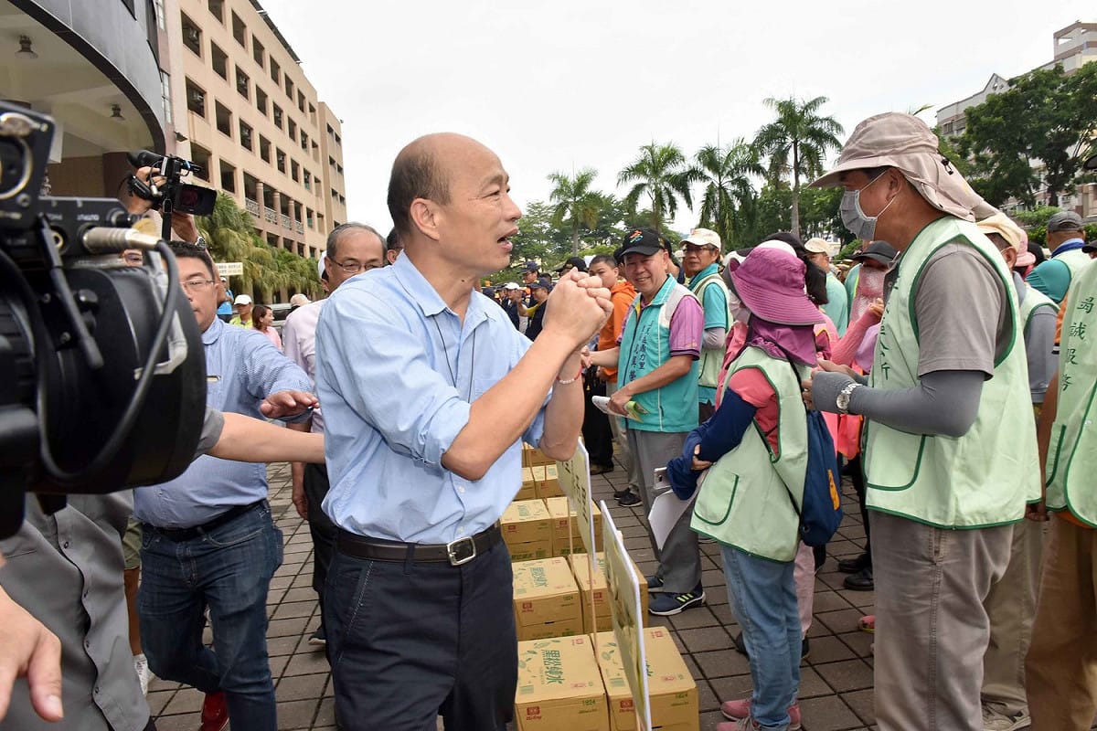 韓國瑜視登革熱防治行程被批閃。 圖：高雄市政府／提供（資料照片）
