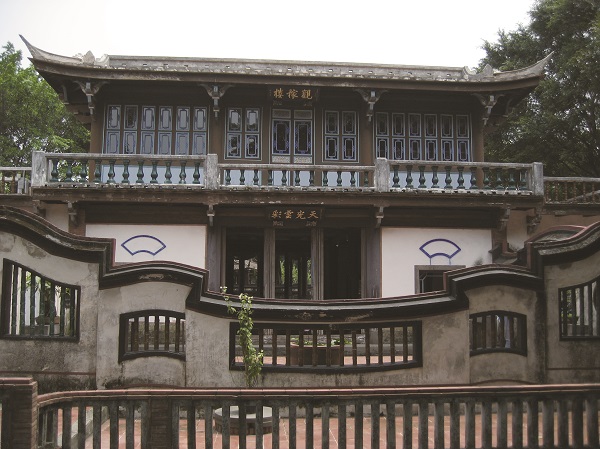 林國華（家號：「本」記）和林國芳（家號：「源」記）兄弟合建宅第，1893 年完工，歷時40 餘年，又稱為「林本源園邸」。 圖 : 玉山社/提供