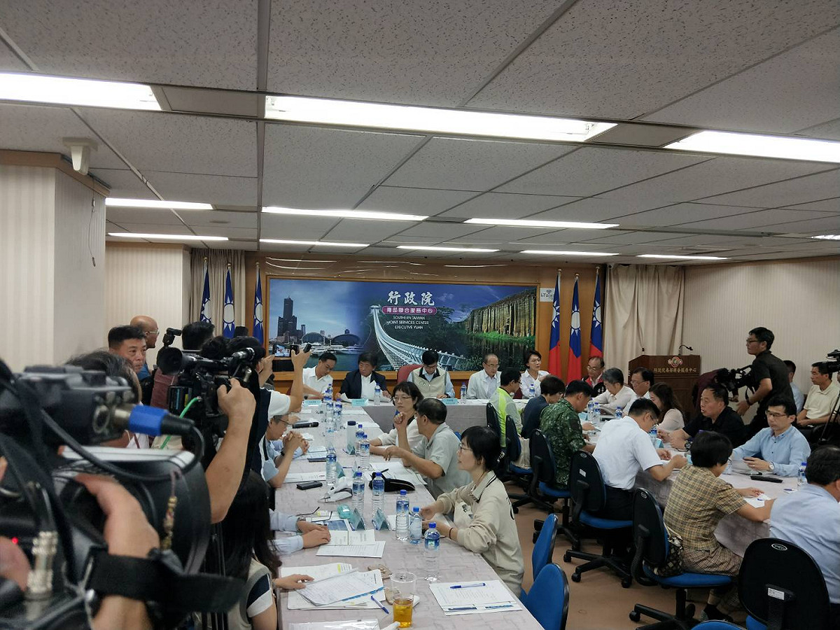 陳其邁南下主持傳染病防治協助地方會議。 圖：孫家銘／攝