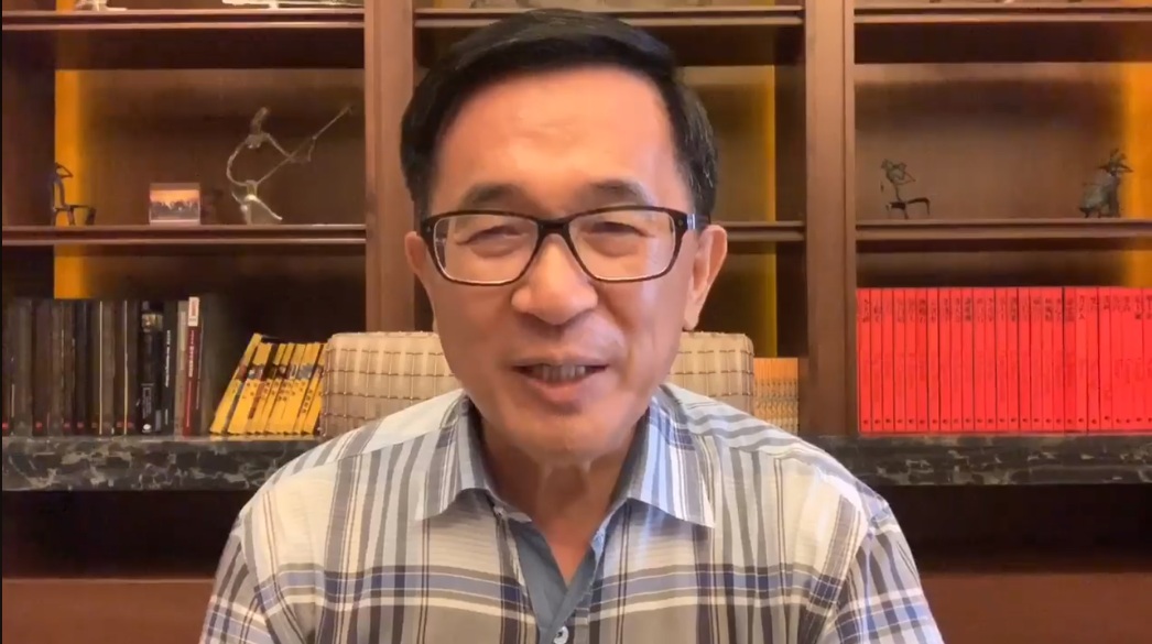 前總統陳水扁臉書發文，斥「民進黨一黨一己之私的修法，一定會在明年111的二合一選舉付出代價！」 圖：翻攝YonGe Chen臉書