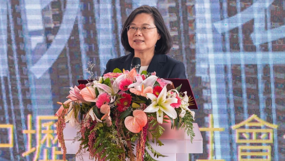 蔡英文表示，政府當然很關切這次的罷工，希望勞資雙方可以在理性的基礎上坐下來談。 圖：桃園市政府／提供