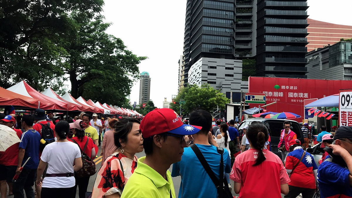 韓國瑜台中造勢場一景。 圖：讀者/提供