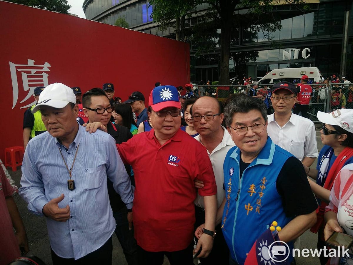 主持人說，胡志強是到場支持韓國瑜「大咖中的最大咖」。 圖：唐復年/攝