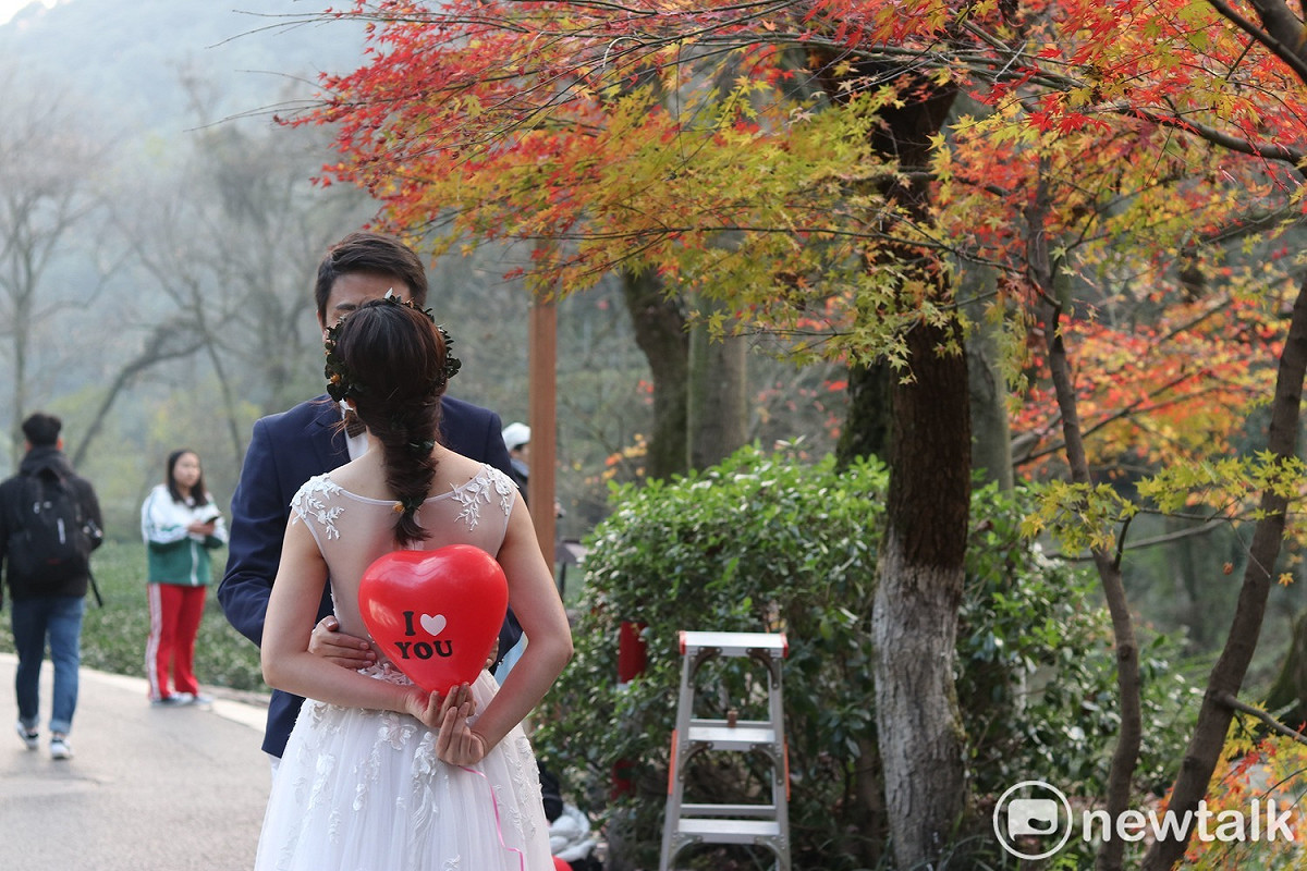 內政部表示，107年平均每日離婚對數為149.05對。(圖為結婚示意圖) 圖：謝孟華/攝