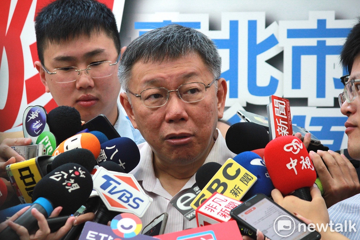 台北市長柯文哲今對於投審會駁回雙子星案，他質疑，南海控股也有投資民進黨中常委陳勝宏經營的陽信銀行，「沒有國家安全疑慮？」 圖：周煊惠 ／攝