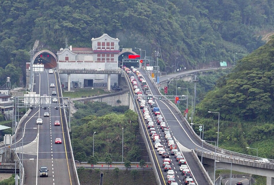 中秋連假倒數一週，公路總局預估進入蘇花路廊牆後路段最為壅塞。（資料照） 圖：取自公共政策網路參與平台（資料照）