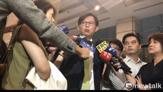 黃國昌今天下午赴NCC。 圖:陳佩君/攝
