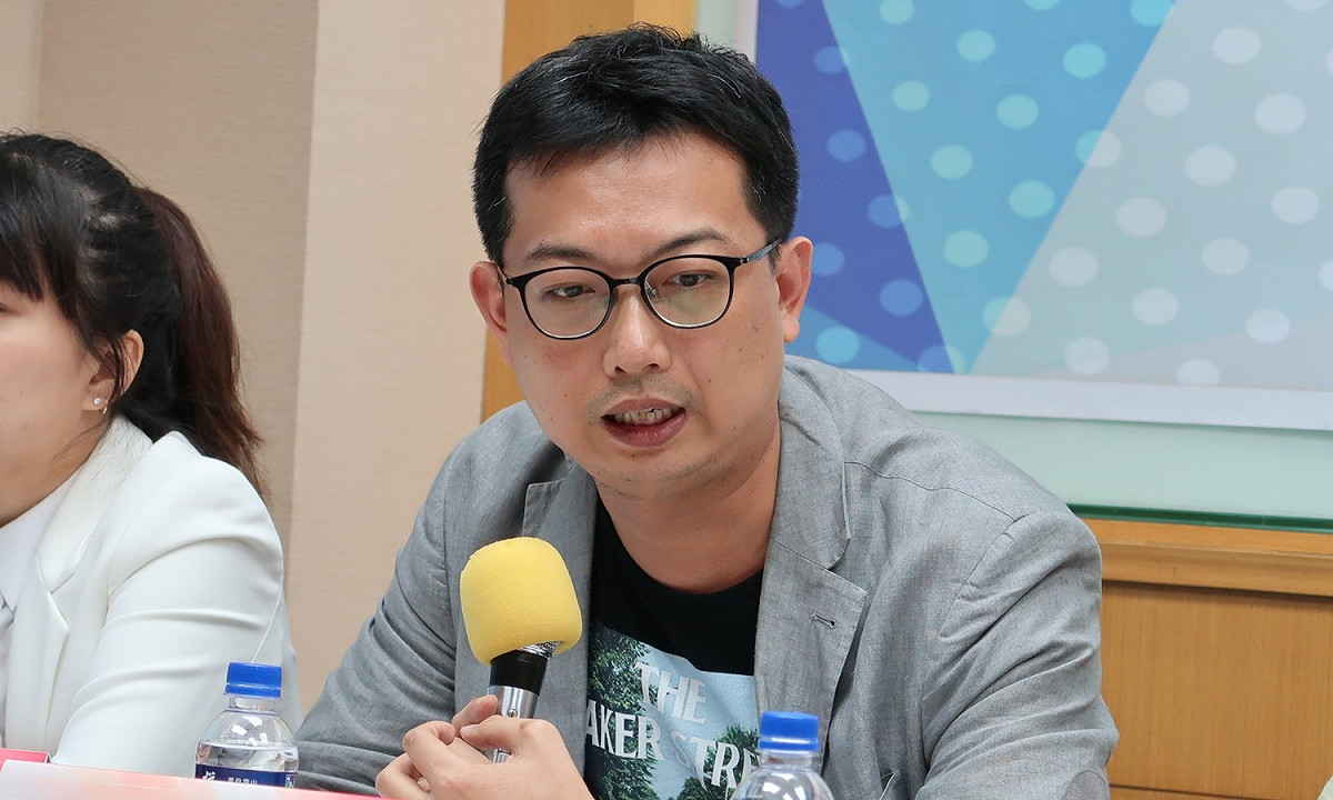 民進黨社會議題部主任陳奕廷。 圖：林朝億/攝