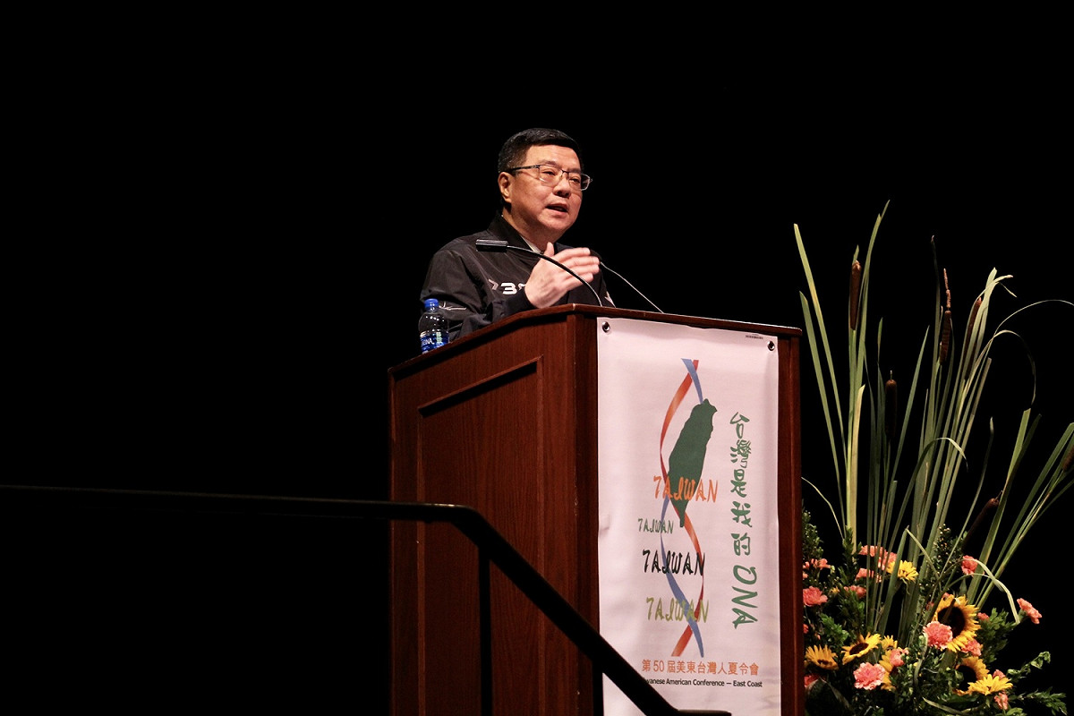 民主進步黨主席卓榮泰5日受邀至美國參加美東台灣人夏令會發表演說。 圖：民進黨提供