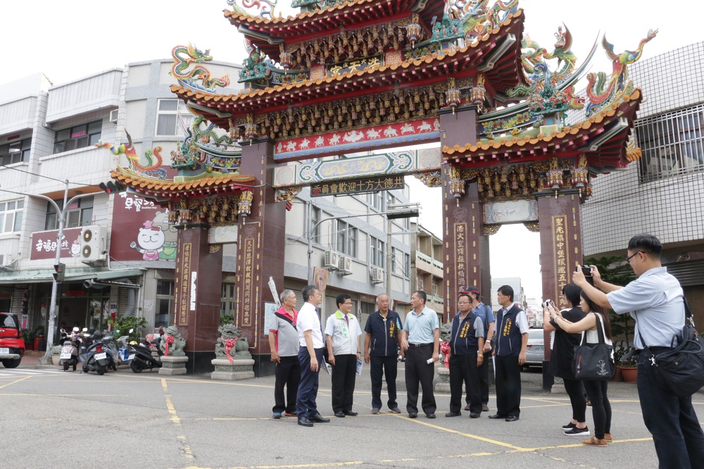 蔡其昌率相關單位到現場會勘。 圖：蔡其昌服務處/提供