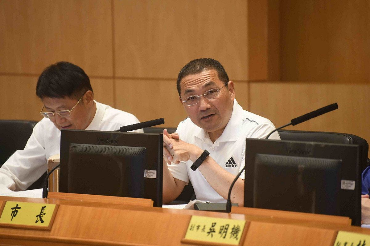新北市府市政會議通過「新北市都市更新權利變換實施者申請拆除或遷移土地改良物辦法」，最快7月底上路。 圖：王峻昌／攝