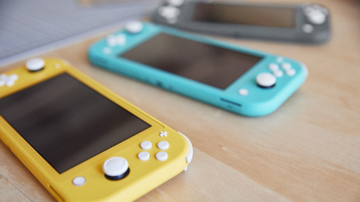 昨（10）晚任天堂閃電公布新遊戲機「Switch Lite」造成今日任天堂股票大漲 圖：翻攝自 任天堂 官網