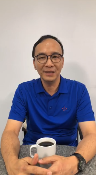 國民黨總統初選民調14日晚間結束，參選人新北市前市長朱立倫透過臉書直播向所有支持者與競選辦公室夥伴表達感謝。 圖：翻攝朱立倫臉書