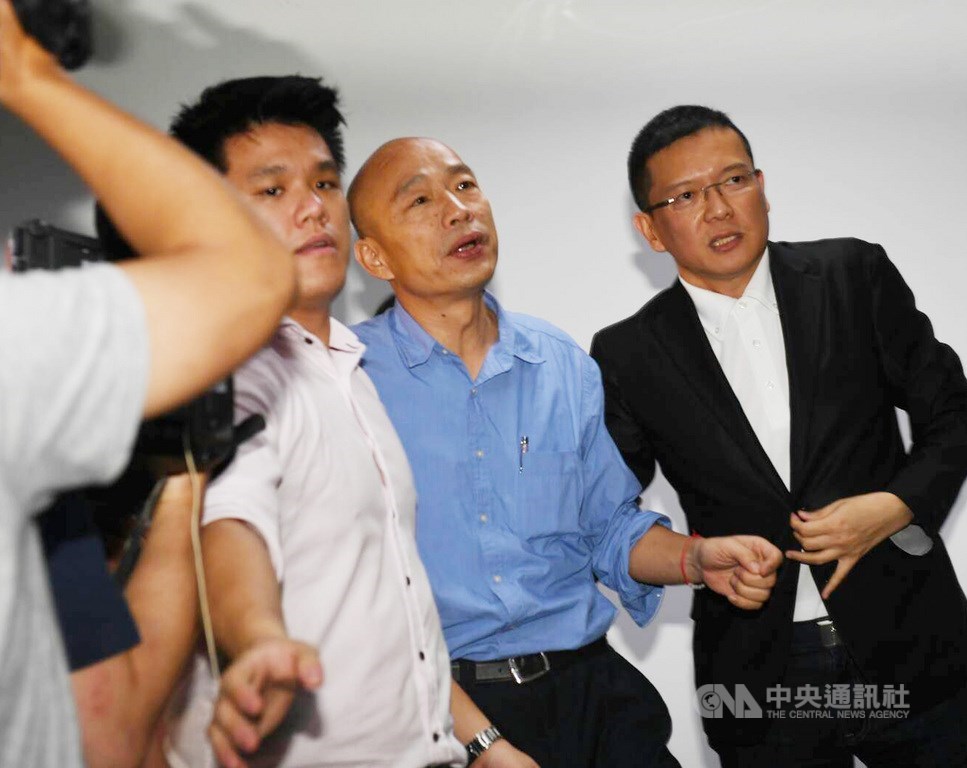 國民黨15日公布總統初選民調結果，高雄市長韓國瑜壓倒性勝出。 圖／中央社