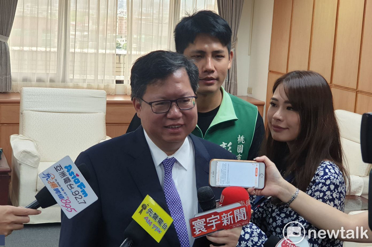 鄭文燦認為近日台北市長柯文哲頻頻砲轟綠營的發言「應該是經過安排的，經過設計、精算過的。」  圖：林昀真/攝