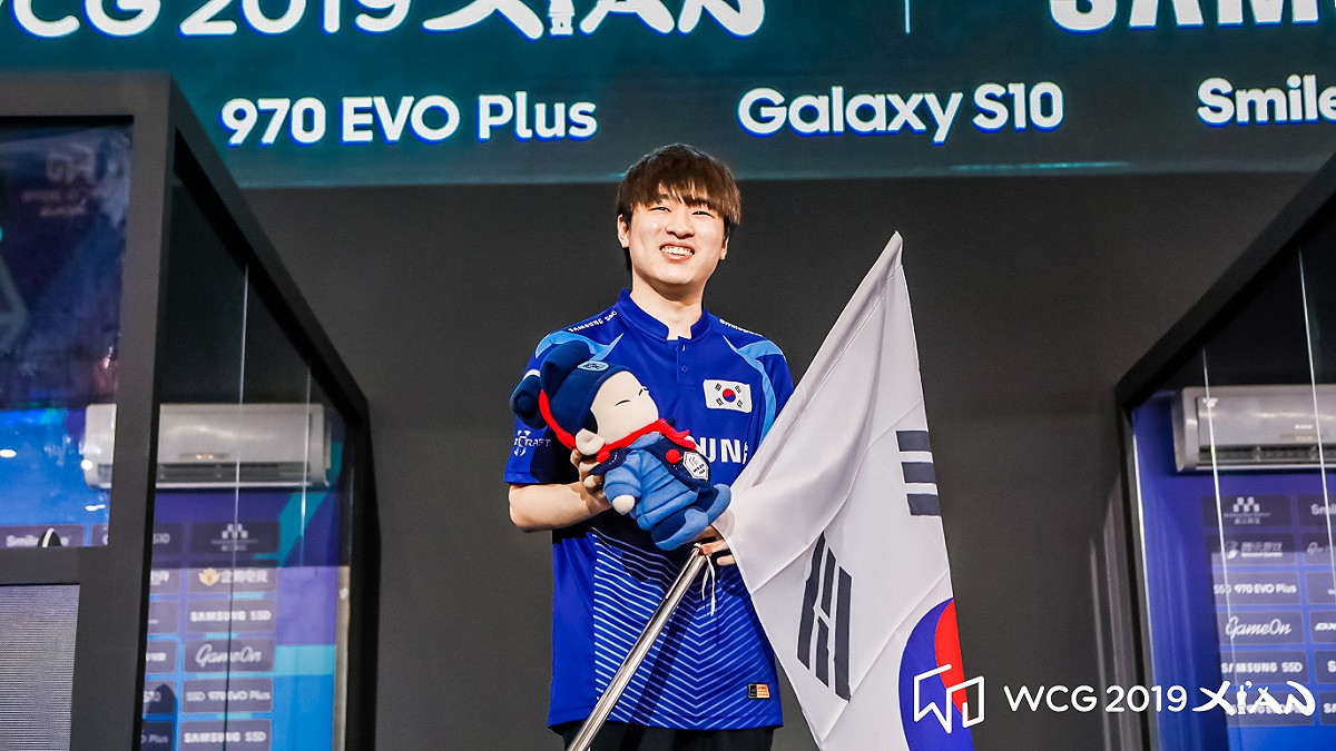 Maru開心代表南韓拿下WCG 2019《星海爭霸II》的冠軍。 圖：翻攝自WCG官網