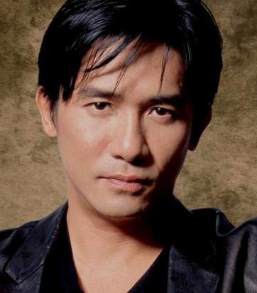 梁朝偉飾上氣中的「滿大人」，引起網友熱烈討論。 圖：翻攝梁朝偉微博