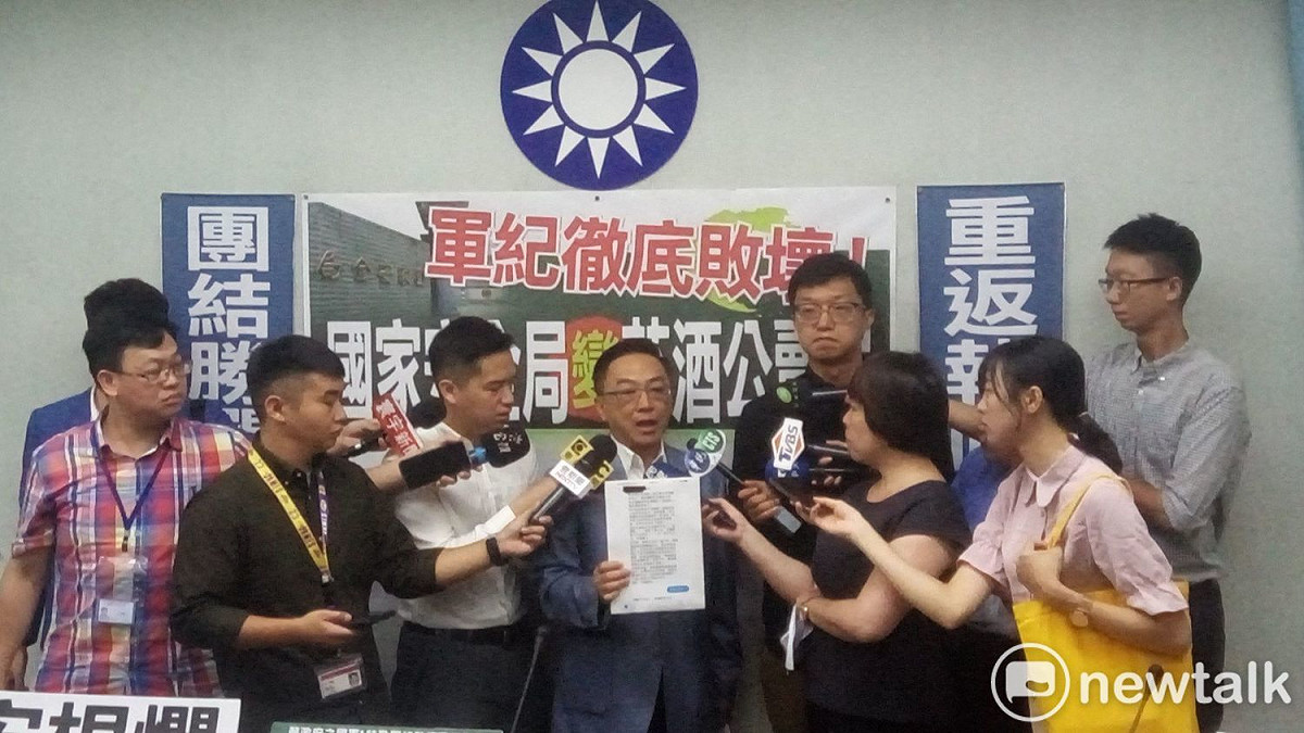 國民黨立委陳宜民接獲自稱吳宗憲同袍的網友陳情。 圖：黃建豪/攝