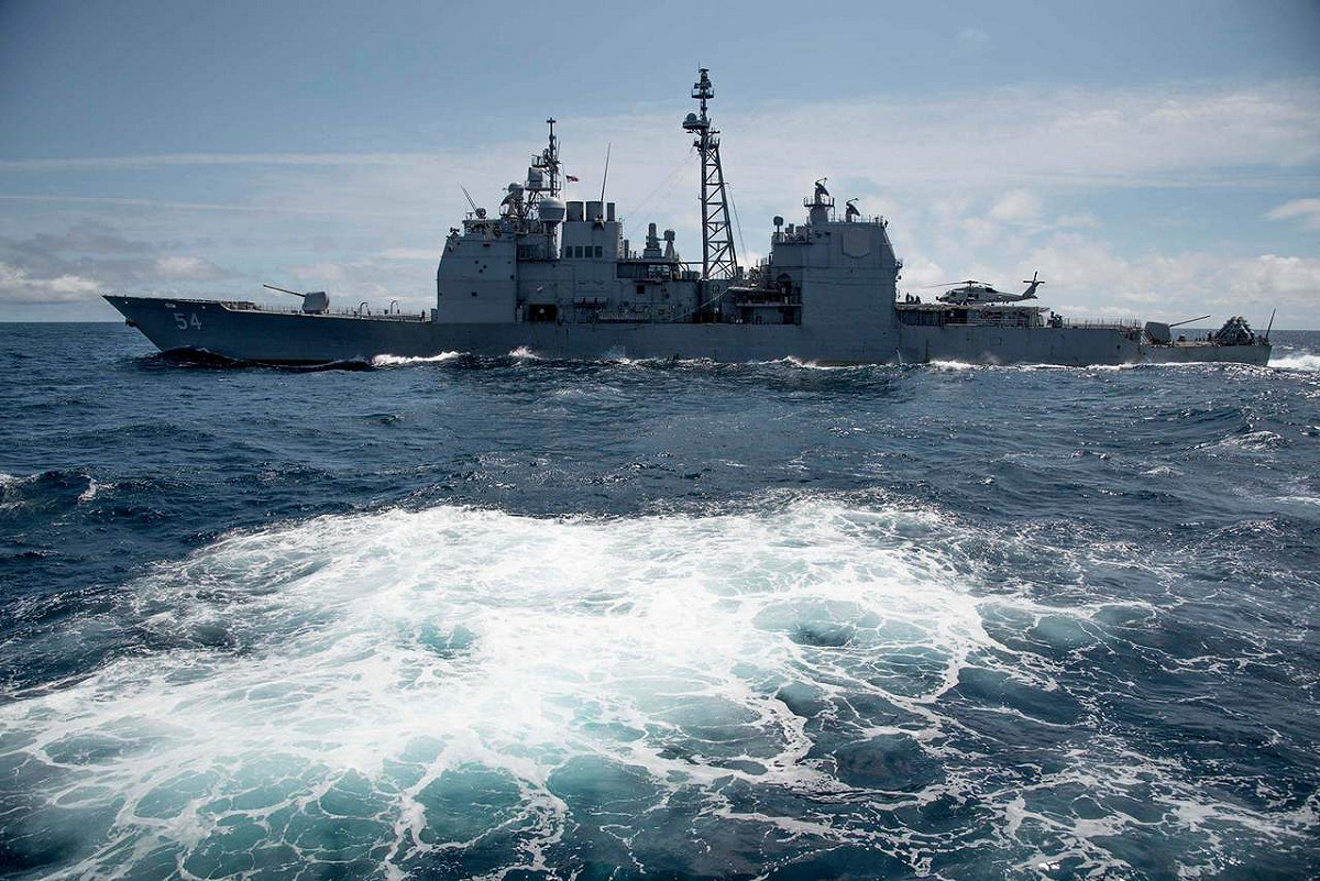 昨晚美軍馬斯廷號航經台灣海峽，這是美軍軍艦第12度過台海。(示意圖) 圖：翻攝USS ANTIETAM (CG 54)臉書