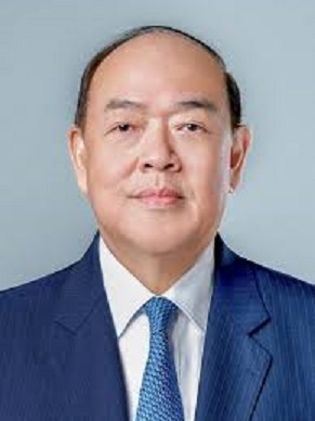 澳門立法會前主席賀一誠近日獲選舉委員會94%的委員提名，成為行政長官選舉的唯一候選人。 圖 : 翻社自臉書