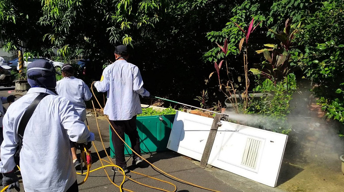 土城區永寧里化學防治噴消作業 圖：新北市政府衛生局／提供
