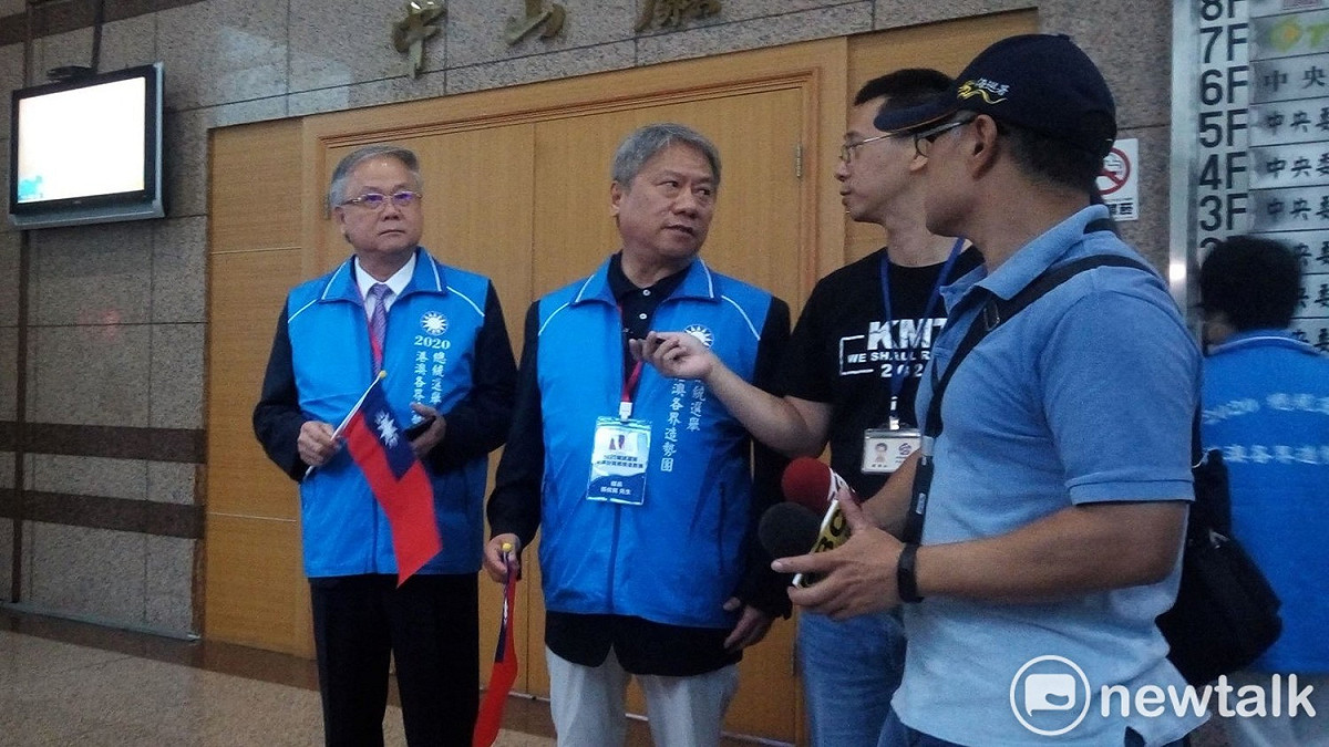 港澳各界台商鄉僑造勢團拜會國民黨中央黨部。 圖：黃建豪/攝