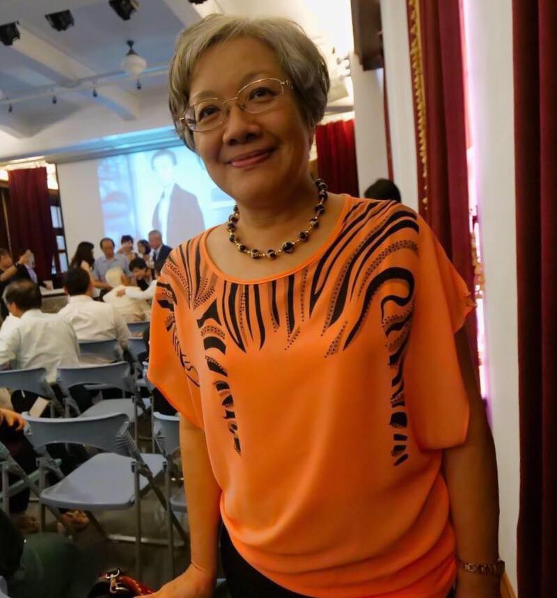 柯文哲成立台灣民眾黨，蔣渭水文化基金會副執行長蔣理容在臉書發文，指出「柯文哲組黨只有一個目的」，問「對照『蔣渭水精神』，他有哪裡像？」 圖：翻攝Li-jung Chiang臉書
