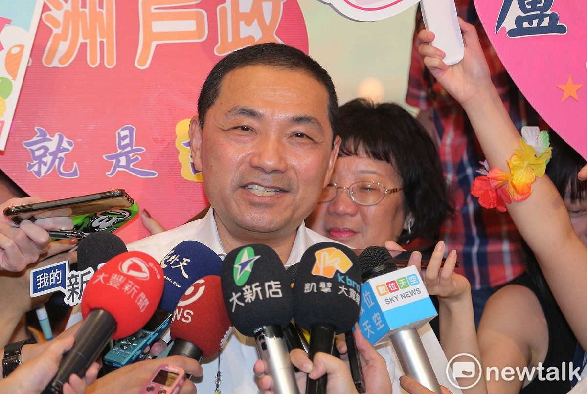 侯友宜解釋今天取消與桃園市長鄭文燦合體走步道，只是「延後」，他很快會和鄭合體。 圖：王峻昌／攝