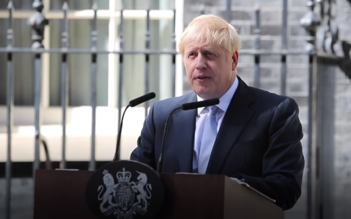 英國首相強生今（21）日訪問柏林與歐洲及國際主要領袖展開會談，預料他將徹底攤牌，要求重新展開脫歐協議。 圖：翻攝強生臉書