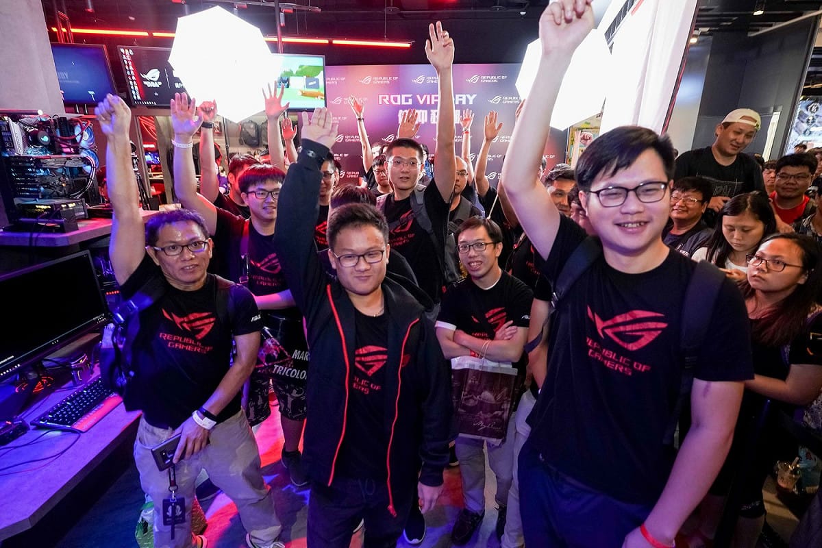 ROG玩家共和國VIP Day信仰狂潮今尊榮登場！豐富的活動內容與限定優惠讓許多玩家直呼太有誠意。 圖：ROG/提供