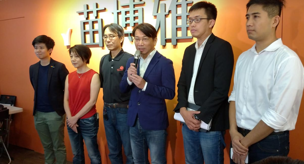 時代力量黨主席徐永明今天中午與社會民主黨進行便當會。 圖:陳佩君/攝