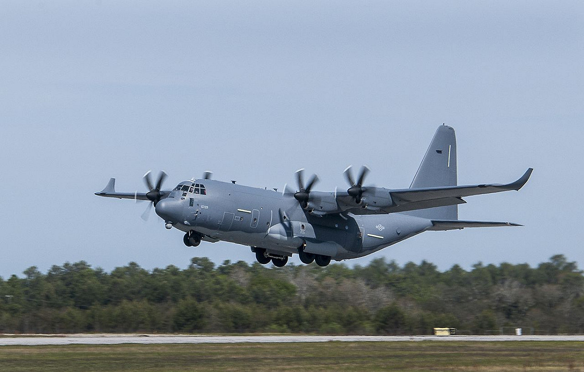 美國空軍MC-130J特殊任務機。 圖：翻攝維基百科/Samuel King作品