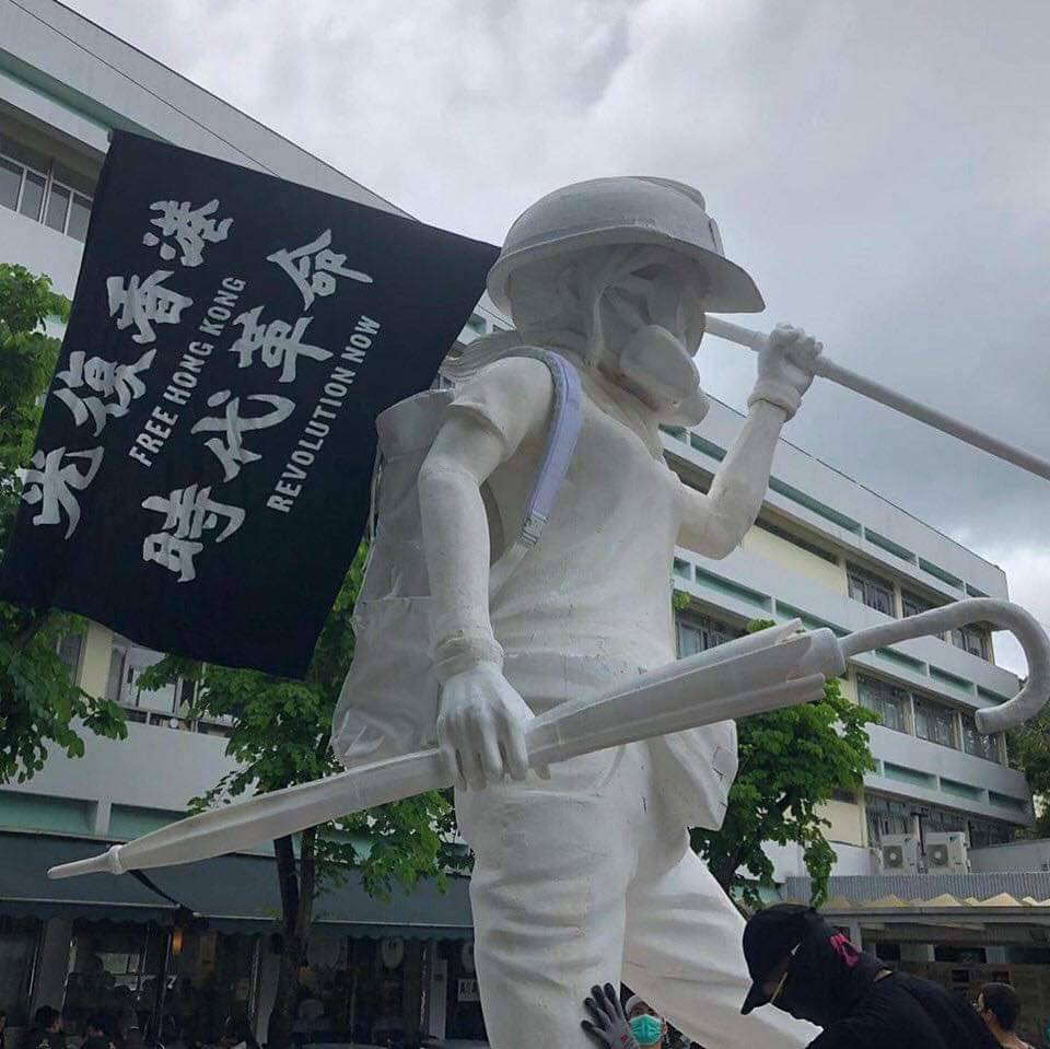 先前發起的「三罷」，因學生正在放暑假，學生未能響應罷課，2日雖為開學日，仍有不少學生參與。 圖：翻攝桑普臉書