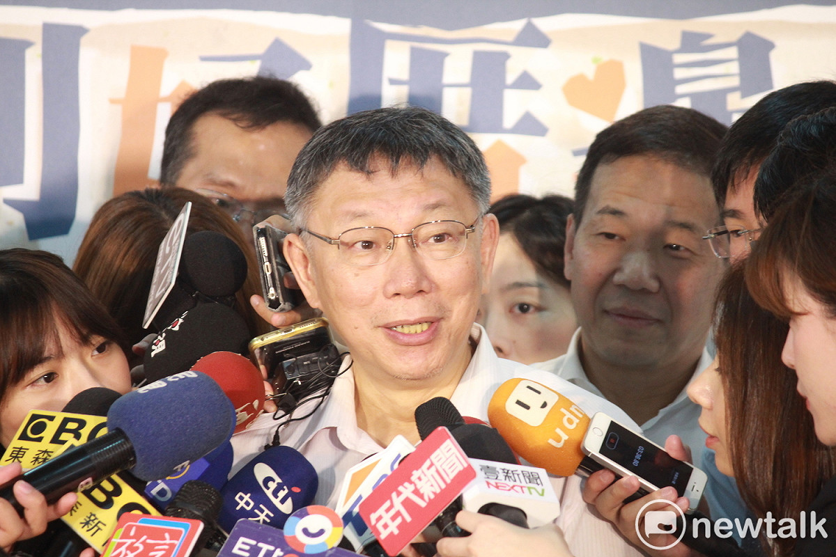 遭段宜康稱「是比較會考試的韓國瑜」，台北市長柯文哲今日回擊，「那小英是比較不會考試的韓國瑜、陳菊是比較肥的韓國瑜」。 圖：周煊惠 ／攝
