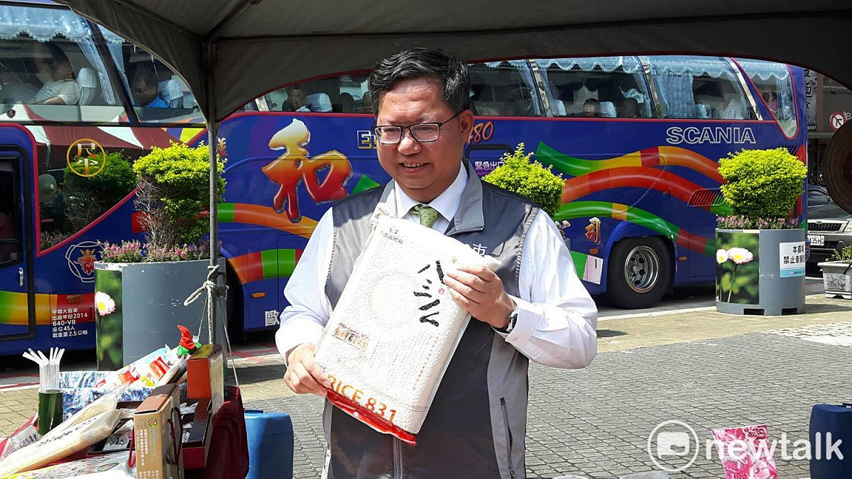 鄭文燦表示，桃園好米自99年起屢獲佳績，創下連續9年勇奪全國得獎最多的殊榮。 圖：林昀真／攝