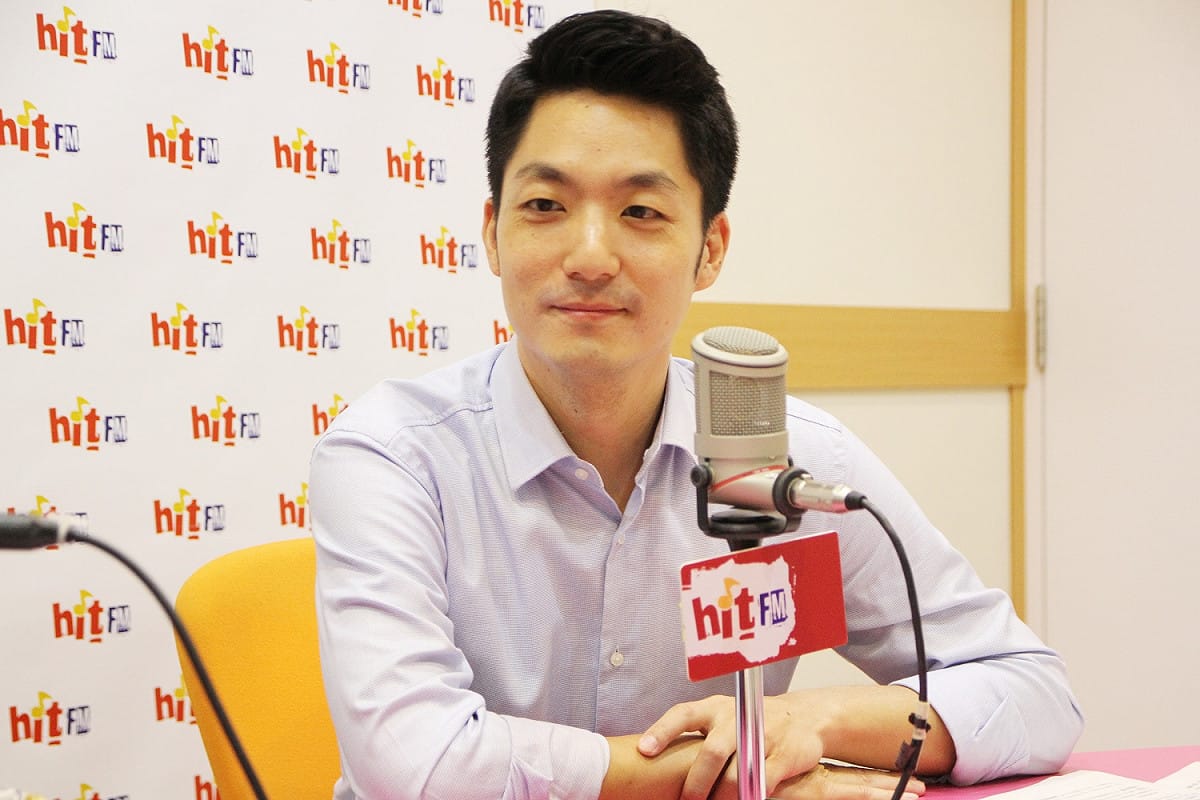 國民黨立委蔣萬安今（10）天接受「周玉蔻嗆新聞」廣播節目專訪。 圖：Hit Fm《周玉蔻嗆新聞》製作單位提供