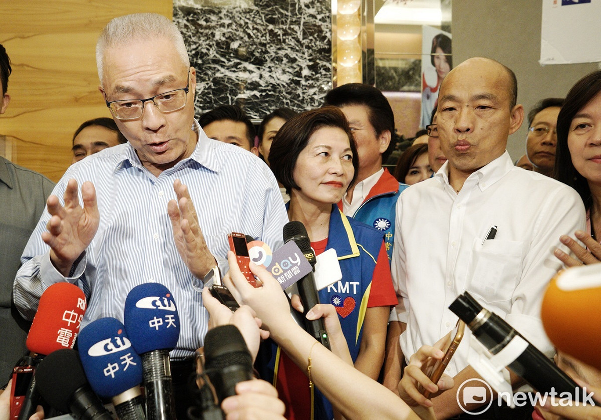 國民黨主席吳敦義與國民黨總統候選人韓國瑜晚間一同現身。 圖：張良一／攝