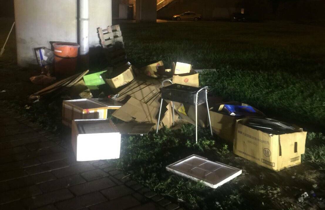 不少民眾已準備好在中秋節烤肉，北市環保局提醒民眾勿棄置垃圾，且表示垃圾於連假期間將正常收運。 圖：取自台北市工務局官網
